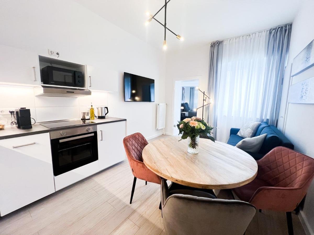 Apartment Duesseldorf City Exterior photo